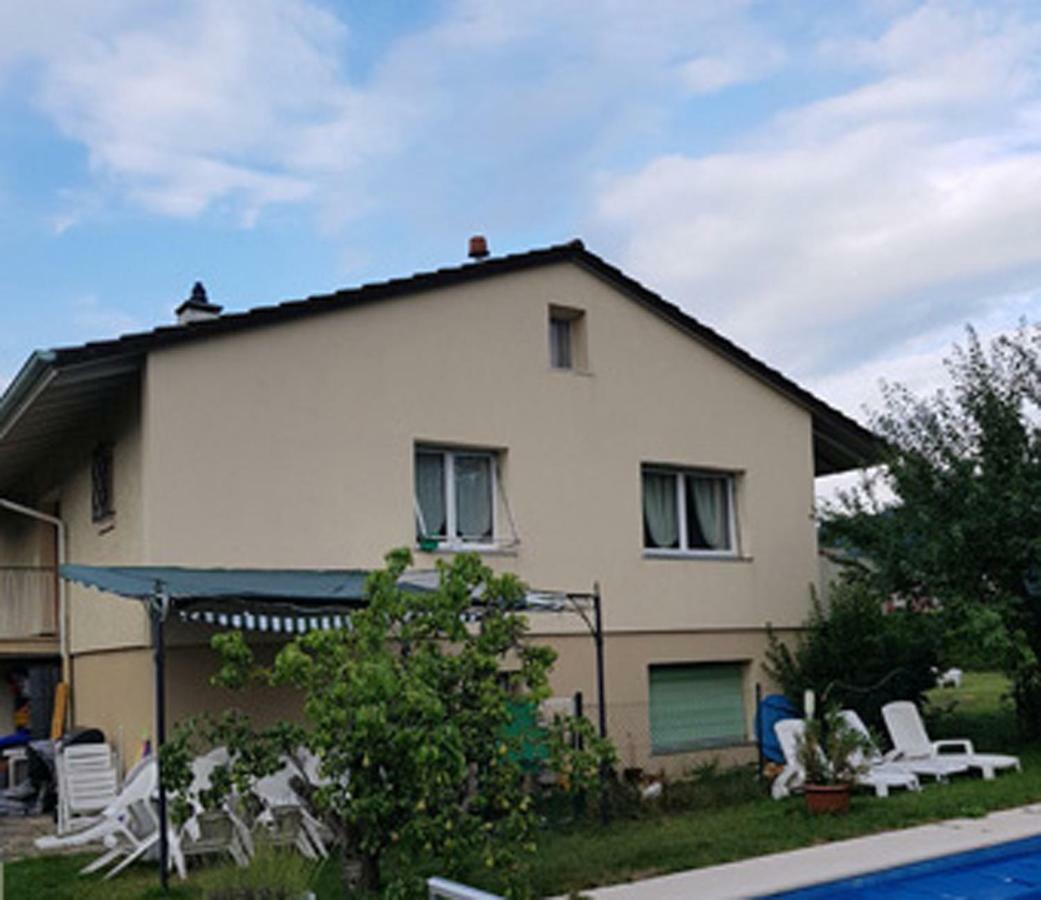 Отель Maison Du Fey Moudon Экстерьер фото